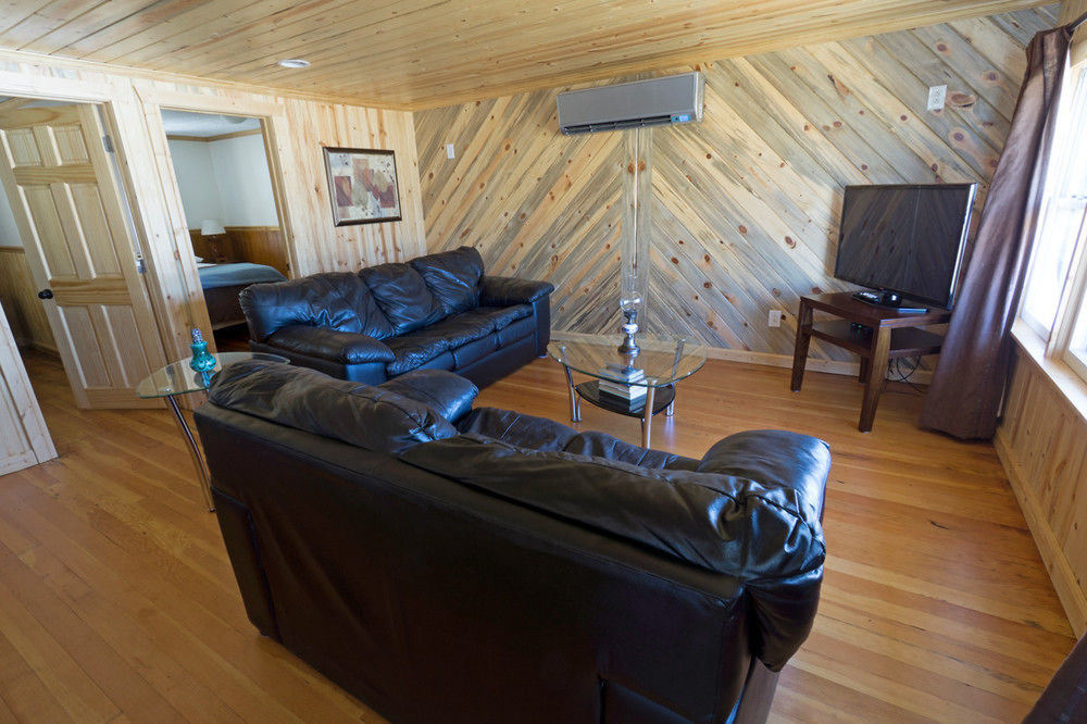 Crystal Lake Resort Beulah Esterno foto